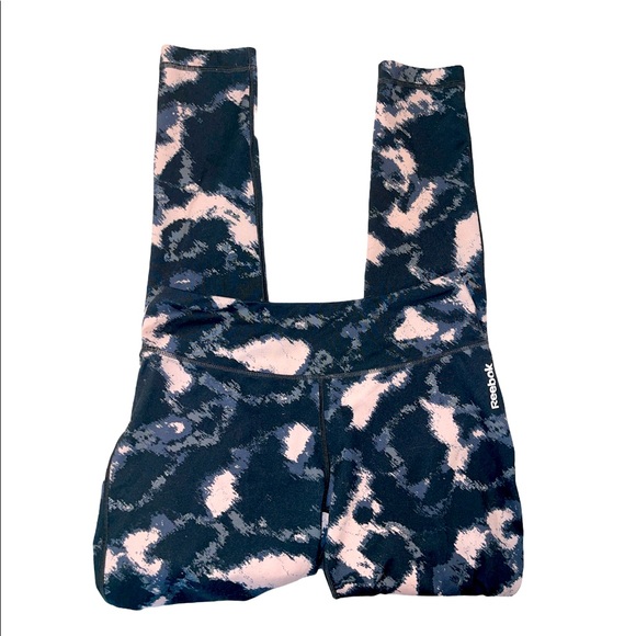 Reebok Leggings SOLD ON DIFFERENT APP - Picture 3 of 4